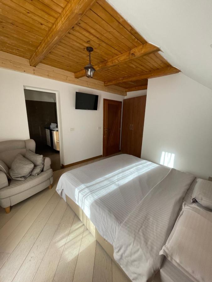 Vila Delut Borşa Exteriör bild
